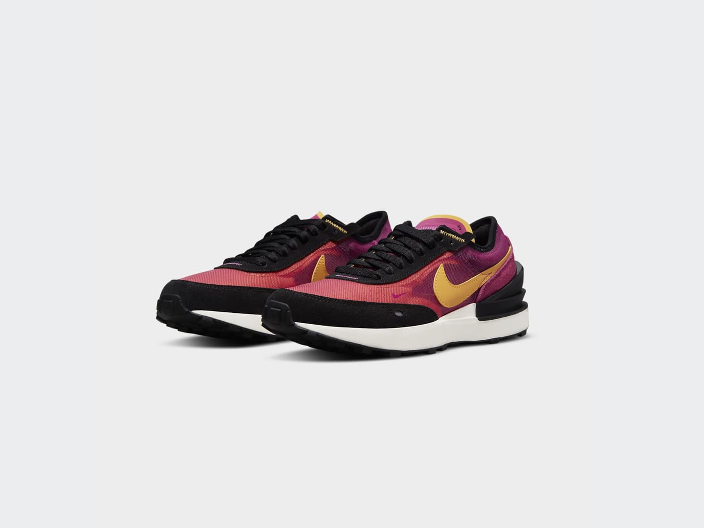 nike waffle one active fuchsia stockx